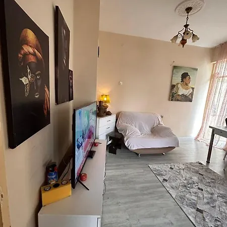 Nesli Appartement *